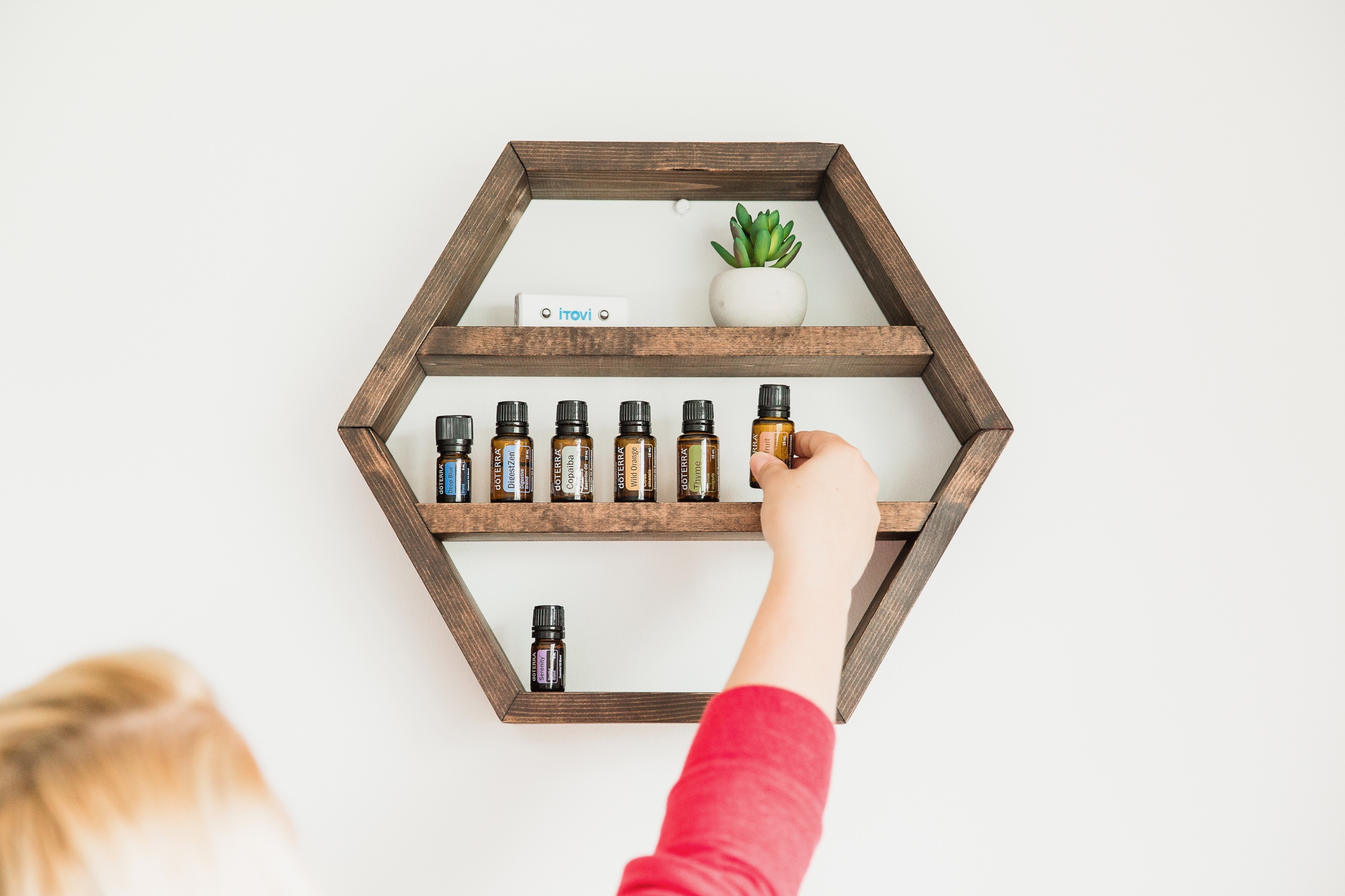 How to Store Essential Oils: Do's & Don'ts for Storing Oils